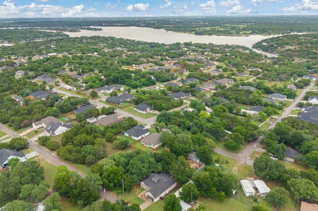 3023 Steepleridge Circle, Granbury, TX 76048