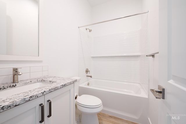 11135 W Threadgrass Street, Star, ID 83669