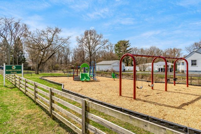 470 Virginia Circle W, Whitehall, OH 43213