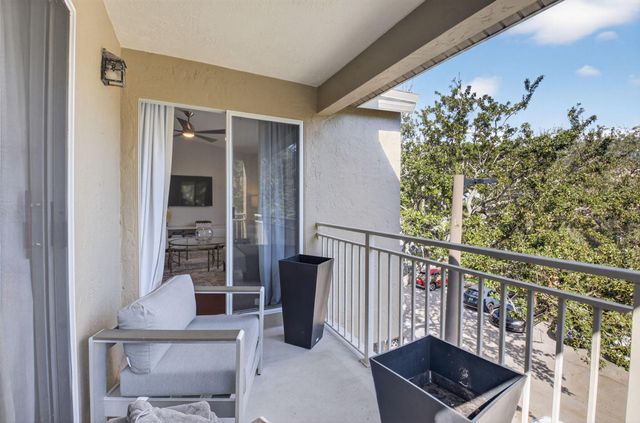 1745 Palm Cove Boulevard 3-306, Delray Beach, FL 33445