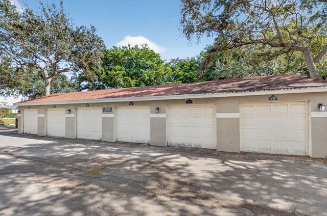 1745 Palm Cove Boulevard 3-306, Delray Beach, FL 33445