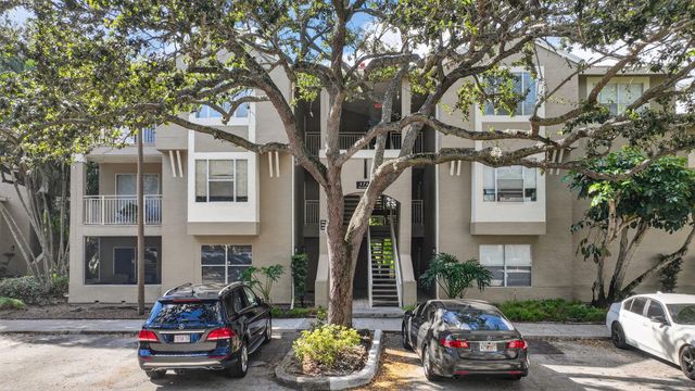 1745 Palm Cove Boulevard 3-306, Delray Beach, FL 33445