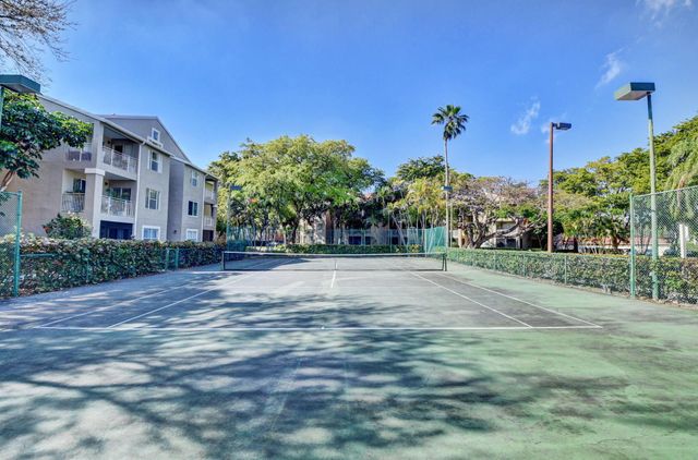 1745 Palm Cove Boulevard 3-306, Delray Beach, FL 33445