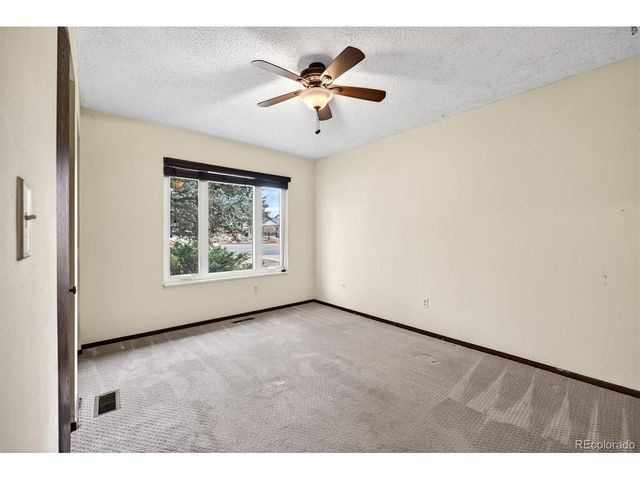 1013 Sable Blvd, Aurora, CO 80011