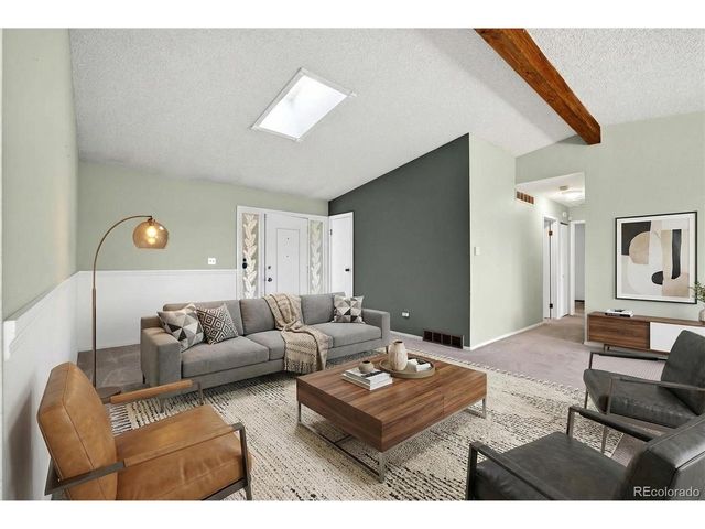 1013 Sable Blvd, Aurora, CO 80011