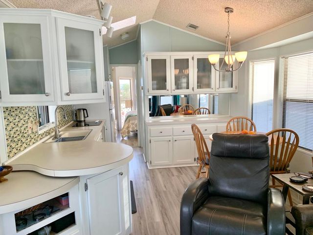 74711 Dillon Rd Spc 962, Desert Hot Springs, CA 92241