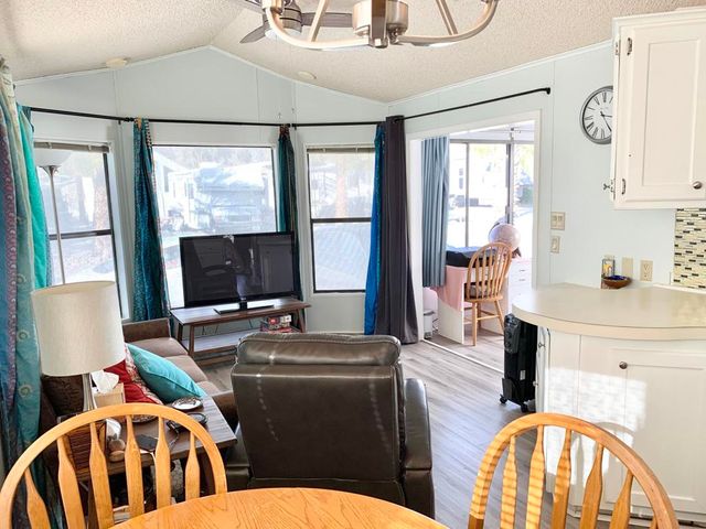 74711 Dillon Rd Spc 962, Desert Hot Springs, CA 92241