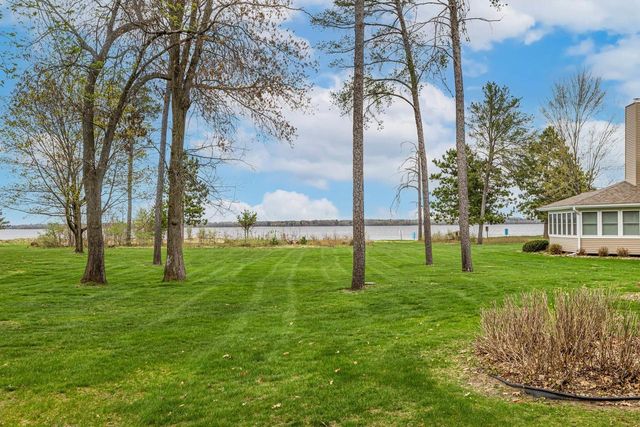 W5144 N Osprey Drive, New Lisbon, WI 53950