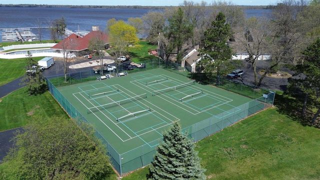 W5144 N Osprey Drive, New Lisbon, WI 53950