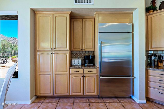 6280 E AMBER SUN Drive, Scottsdale, AZ 85266