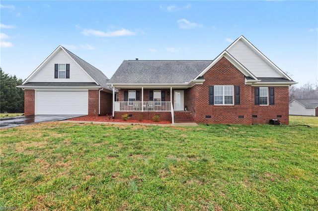5421 Waynick Meadow Road, Asheboro, NC 27205