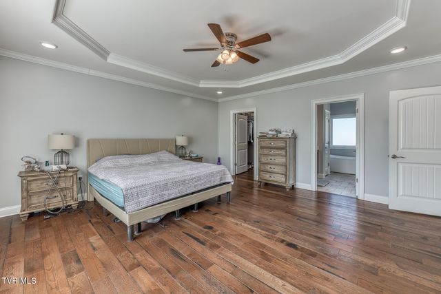 228 Country Meadows Circle, Bristol, TN 37620