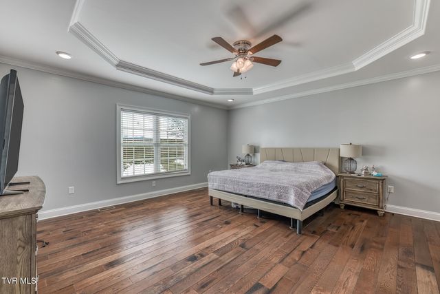 228 Country Meadows Circle, Bristol, TN 37620