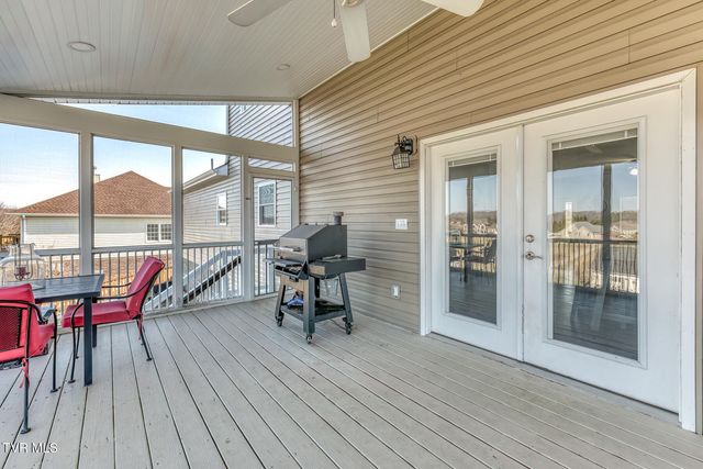 228 Country Meadows Circle, Bristol, TN 37620