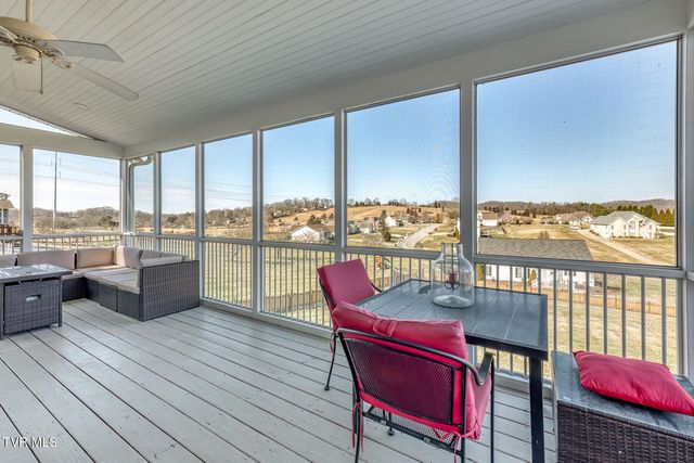 228 Country Meadows Circle, Bristol, TN 37620