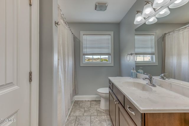 228 Country Meadows Circle, Bristol, TN 37620