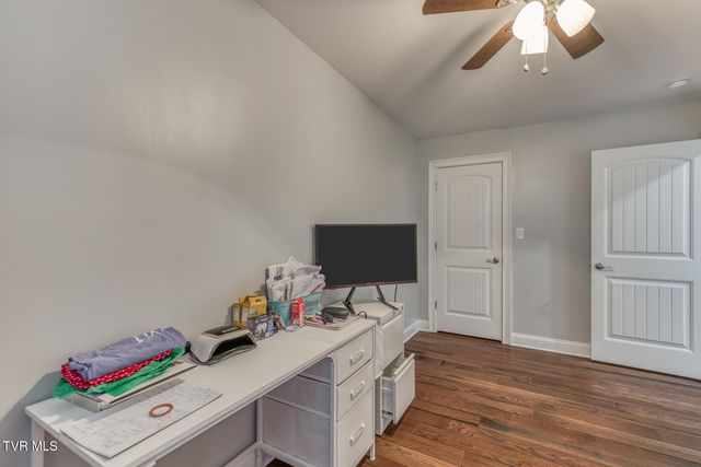 228 Country Meadows Circle, Bristol, TN 37620