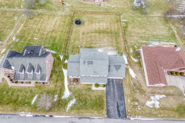 228 Country Meadows Circle, Bristol, TN 37620