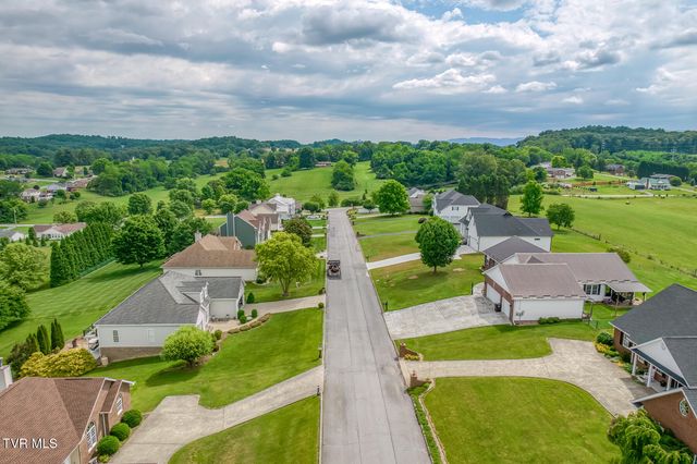 228 Country Meadows Circle, Bristol, TN 37620