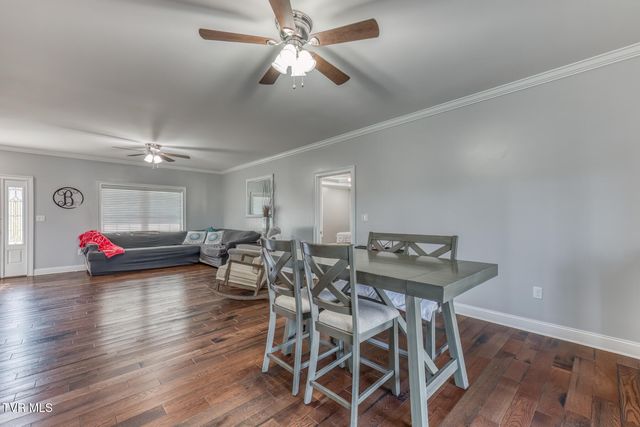 228 Country Meadows Circle, Bristol, TN 37620