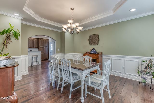 228 Country Meadows Circle, Bristol, TN 37620