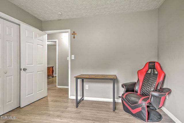 1312 Adobe Drive, Johnson City, TN 37601