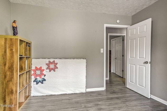 1312 Adobe Drive, Johnson City, TN 37601