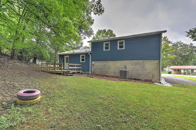 1312 Adobe Drive, Johnson City, TN 37601