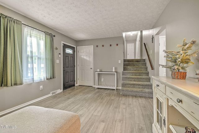 1312 Adobe Drive, Johnson City, TN 37601