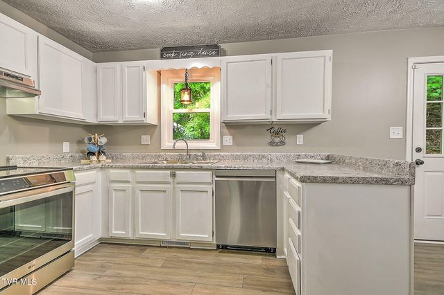 1312 Adobe Drive, Johnson City, TN 37601