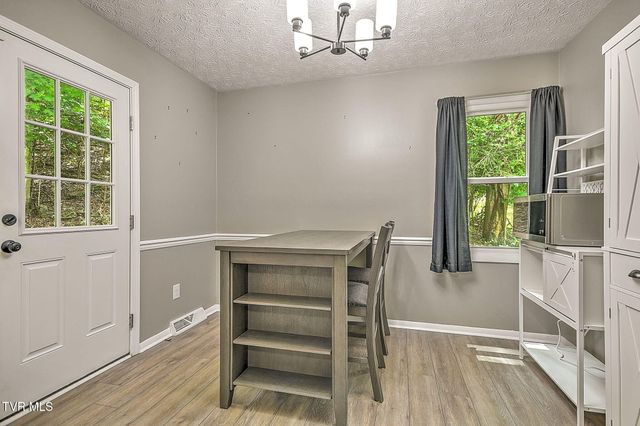 1312 Adobe Drive, Johnson City, TN 37601