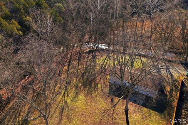 9030 Stonewall, Bloomsdale, MO 63627