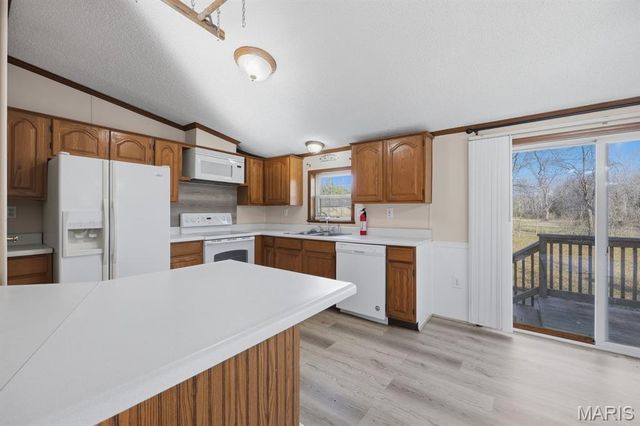 9030 Stonewall, Bloomsdale, MO 63627