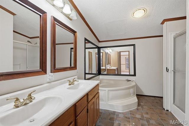 9030 Stonewall, Bloomsdale, MO 63627