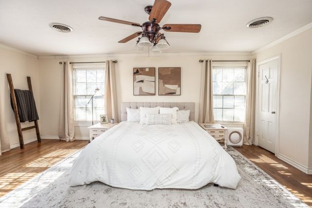 923 S Lindsay Street, Gainesville, TX 76240