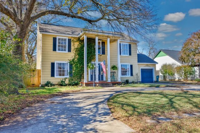 923 S Lindsay Street, Gainesville, TX 76240