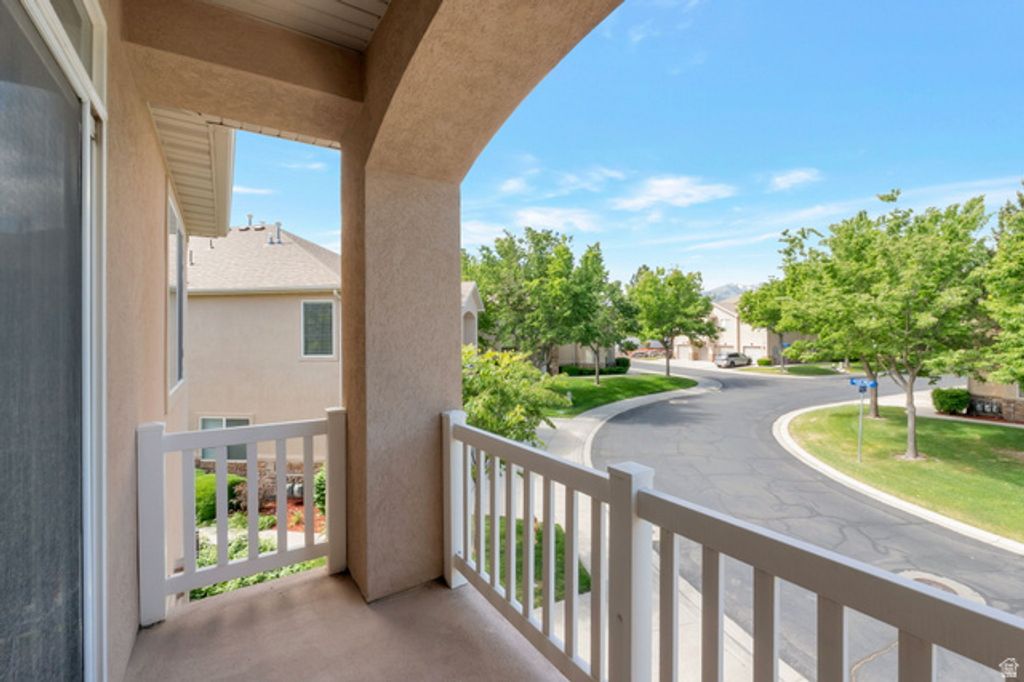 Image 15 of property listing at 3463 S BAMBURGH WAY, West Valley City, UT 84128