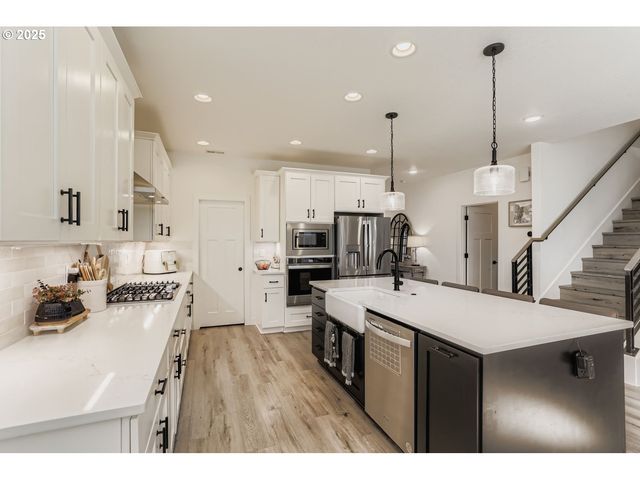 3651 Tiana St, Forest Grove, OR 97116