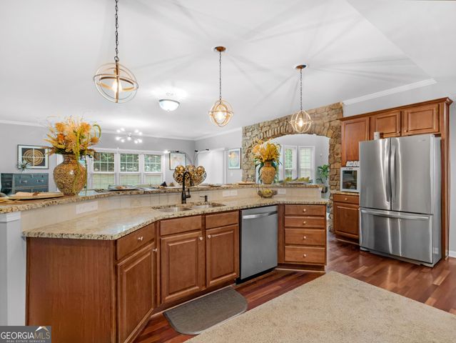 604 Arbor Ridge, Loganville, GA 30052