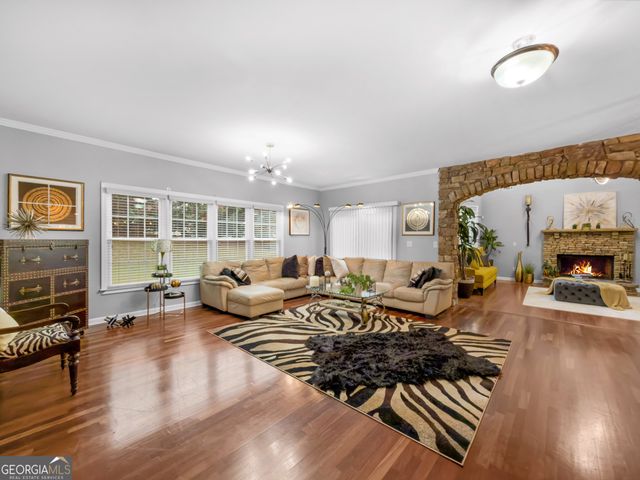 604 Arbor Ridge, Loganville, GA 30052
