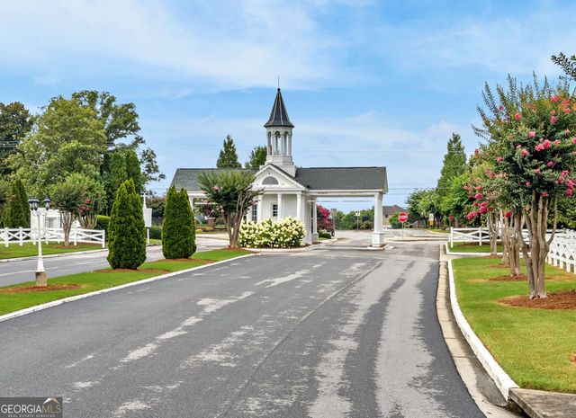 604 Arbor Ridge, Loganville, GA 30052