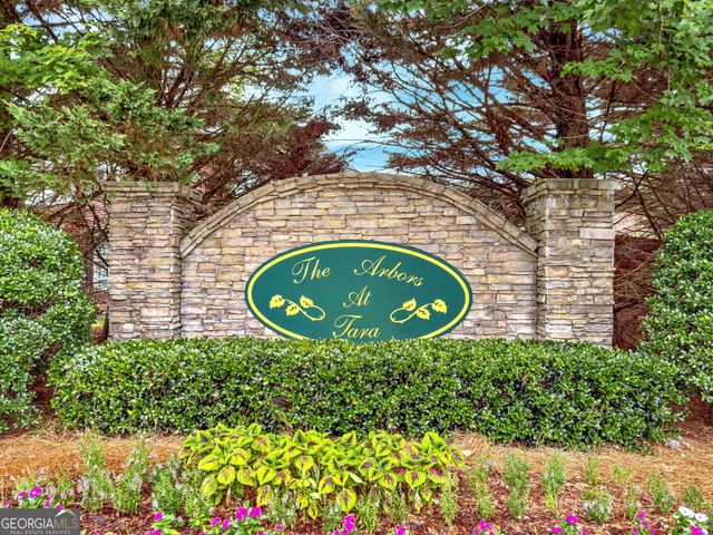 604 Arbor Ridge, Loganville, GA 30052