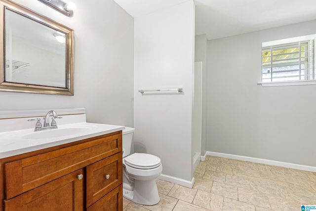 4864 SMITHFIELD DRIVE N, Birmingham, AL 35207