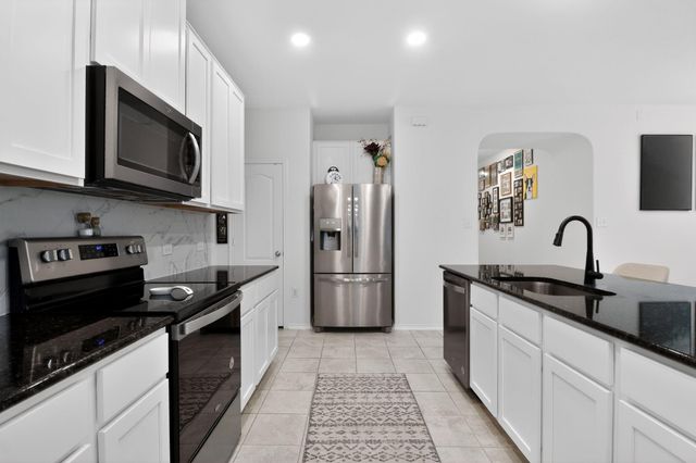 213 Jarbridge DR, Kyle, TX 78640