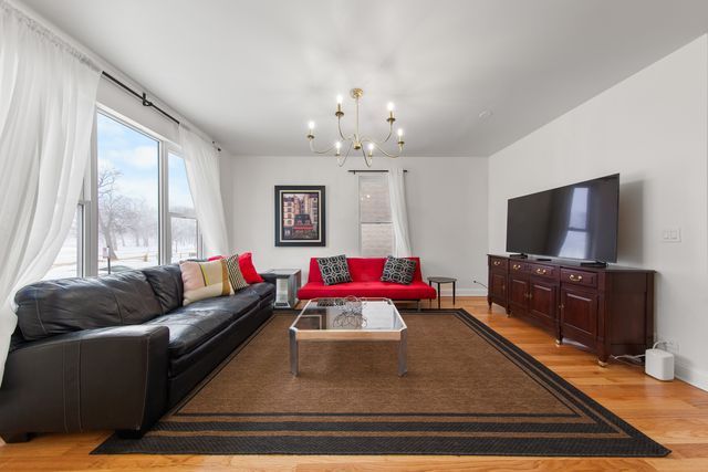 244 N Hamlin Boulevard, Chicago, IL 60624