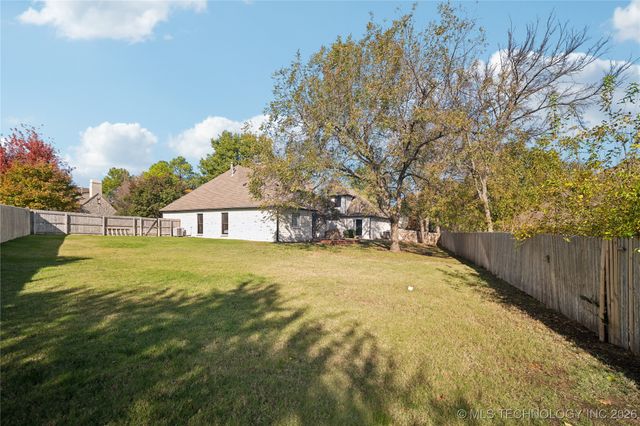 7951 S Hudson Place, Tulsa, OK 74136