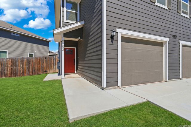 13827 Enzo Gate, San Antonio, TX 78253