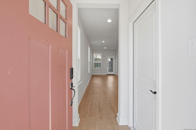 13827 Enzo Gate, San Antonio, TX 78253