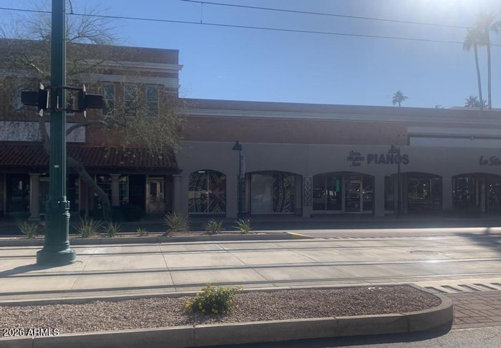 41 W MAIN Street, Mesa, AZ 85201 — exterior