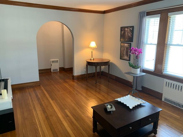 1092 Main Street 1, Waltham, MA 02451